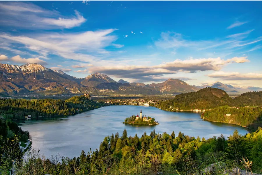 Private airport transfer to Lake Bled